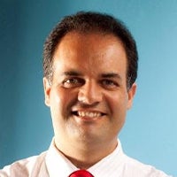 Gustavo  Falcão