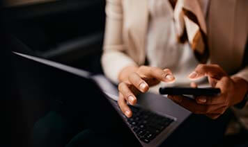 girl-working-computer
